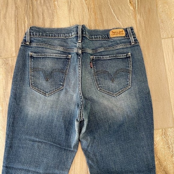 Women's Levis Jeans 515 bootcut size 10. - Picture 5 of 11